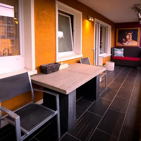 Special Retreat & Home-office & Workplace Apartment Basel