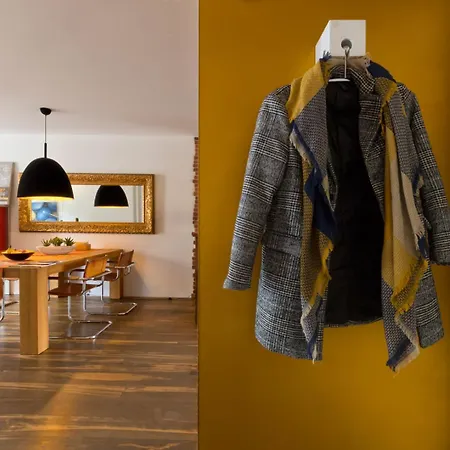 Apartment Special Retreat & Home-office & Workplace *