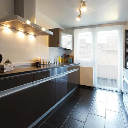 Apartment Special Retreat & Home-office & Workplace *