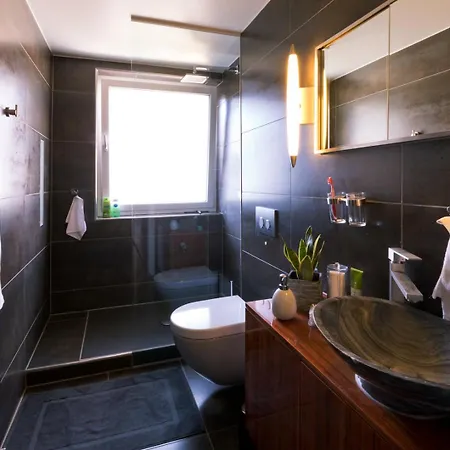 Apartment Special Retreat & Home-office & Workplace